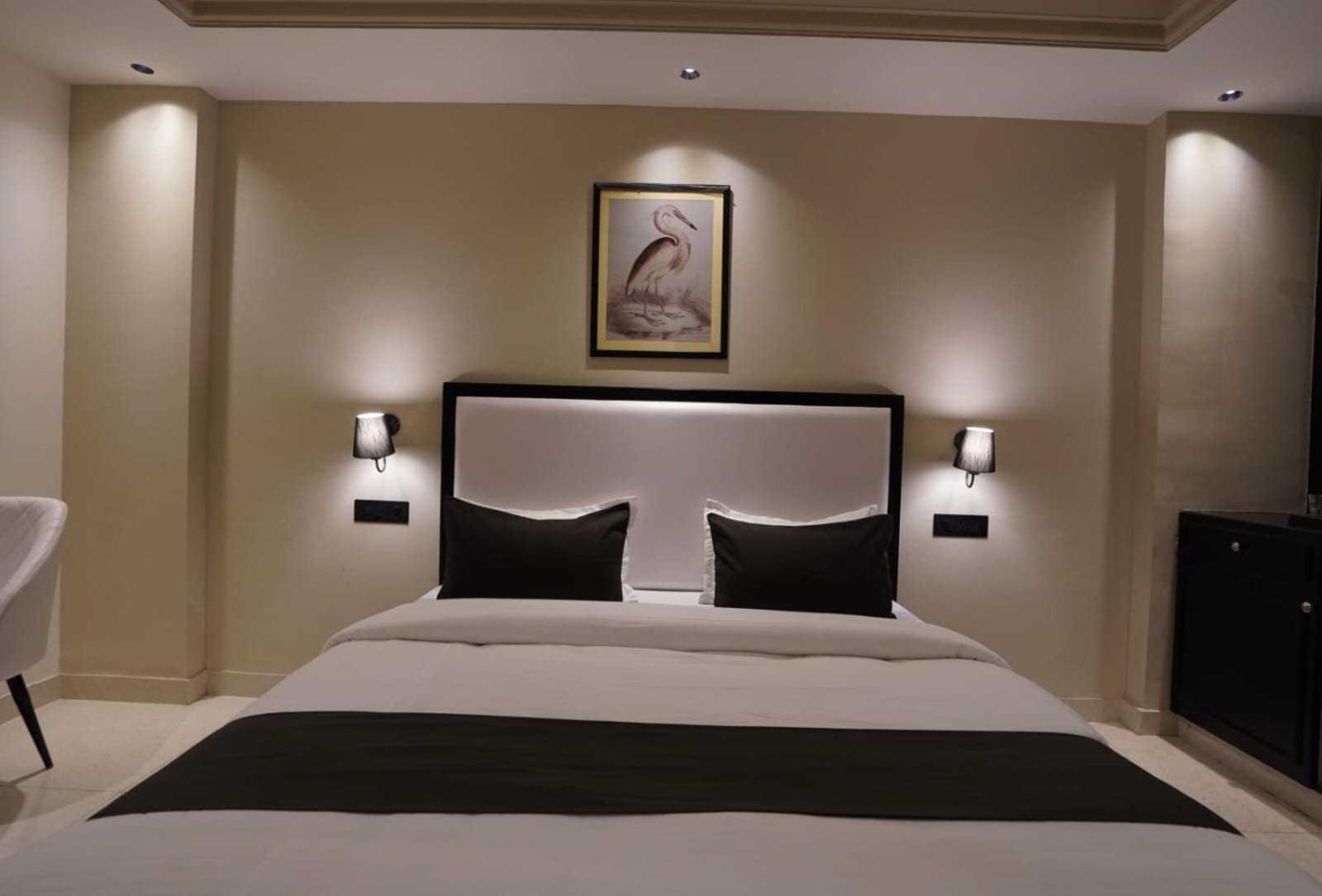 Aerotech Plaza 4*